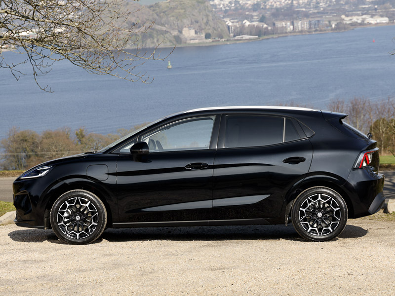 MG MG4 118Kw Premium Long Range 54Kwh Black #4