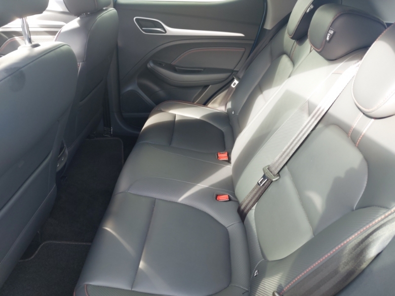 MG ZS 1.0T Gdi Exclusive Blue #6