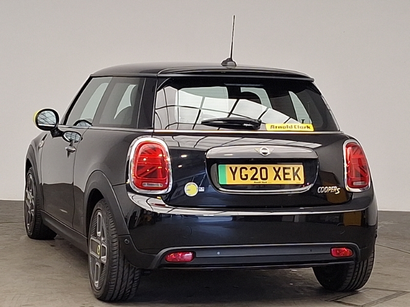 Mini Hatch 135Kw Cooper S Level 2 33Kwh Black #2