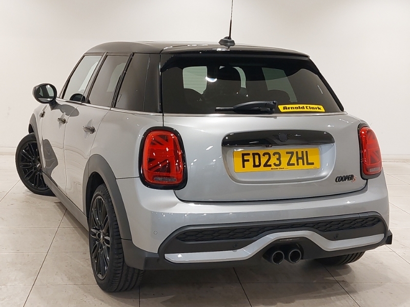 Mini Hatch 2.0 Cooper S Exclusive Premium Silver #2
