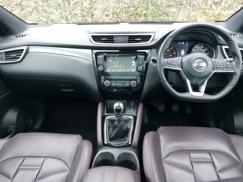 Nissan Qashqai 1.7 Dci Tekna Black #3