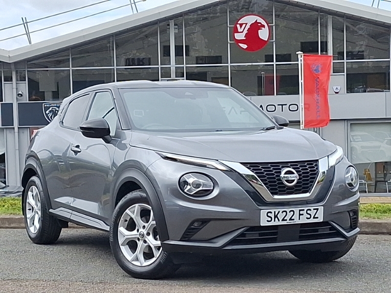 Nissan Juke 1.6 Hybrid Tekna White #1