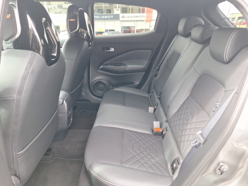 Nissan Juke 1.6 Hybrid Tekna White #6