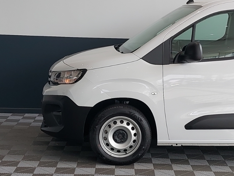 Peugeot Partner Peugeot Partner Professional Plus White #19