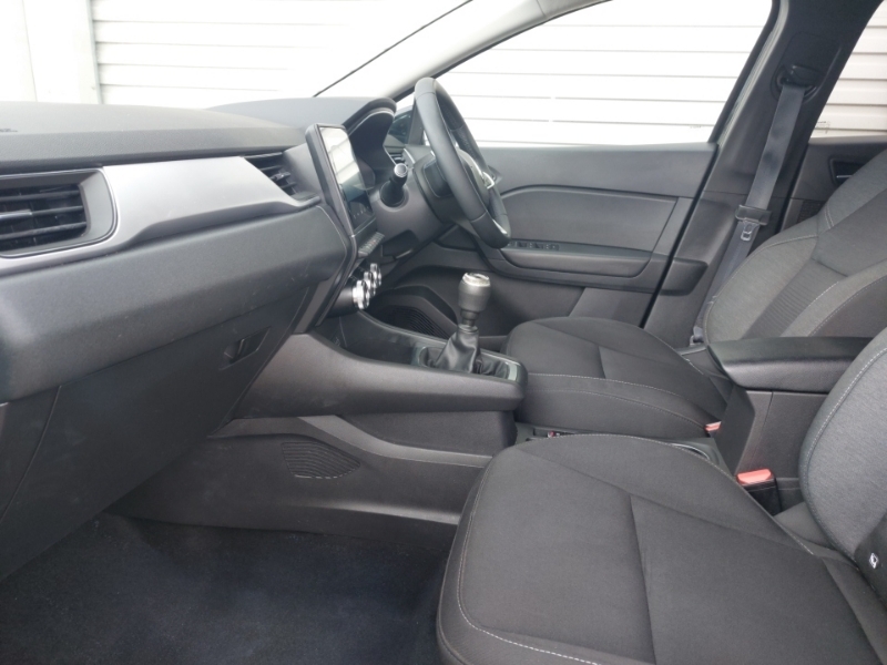 Renault Captur 1.3 Tce 130 Iconic Black #5