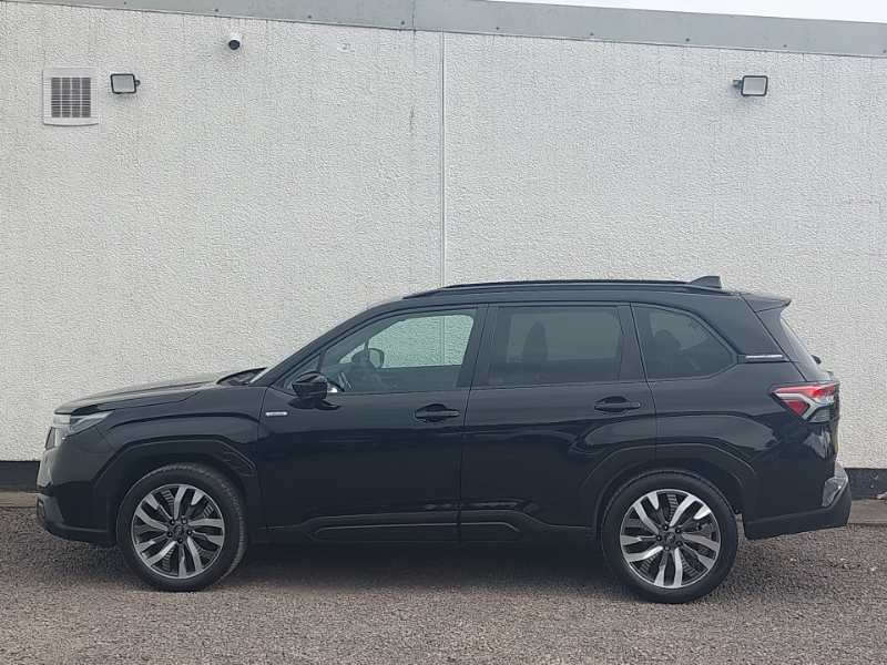 Subaru Forester 2.0I E-boxer Touring Lineartronic Black #4