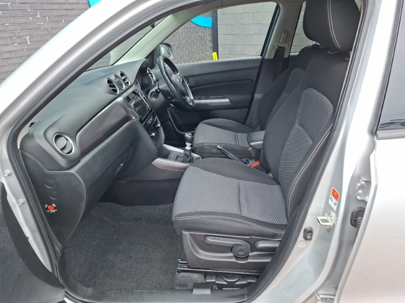 Suzuki Vitara 1.4 Boosterjet 48V Hybrid Sz-t Silver #5