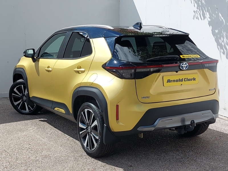 Toyota Yaris Cross 1.5 Hybrid Premiere Edition Cvt Yellow #2