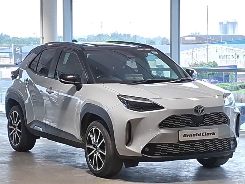 Toyota Yaris Cross 1.5 Hybrid 130 Gr Sport Cvt White