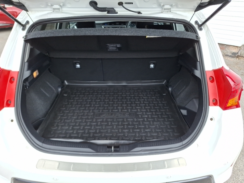 Toyota Auris 1.4 D-4d Icon Euro 5 Ss Brown #18