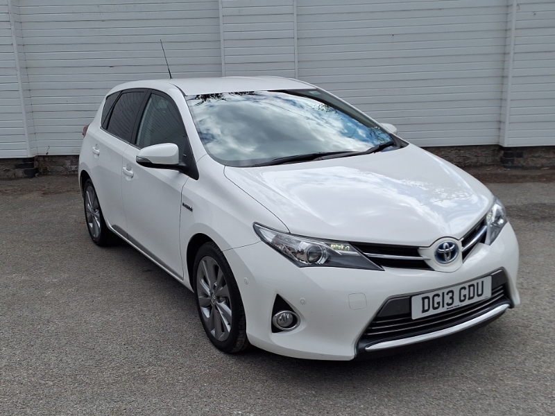 Toyota Auris 1.8 Vvti Hybrid Excel Cvt White
