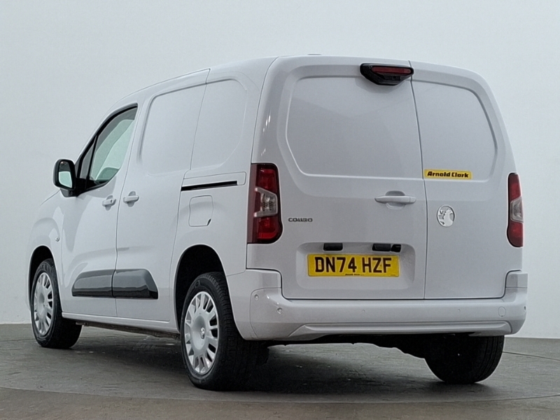 Vauxhall Combo 1.5 Turbo D 130Ps Pro H1 Van White #2