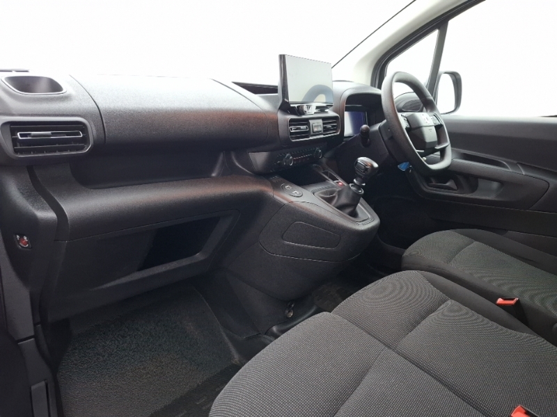 Vauxhall Combo 1.5 Turbo D 130Ps Pro H1 Van White #5