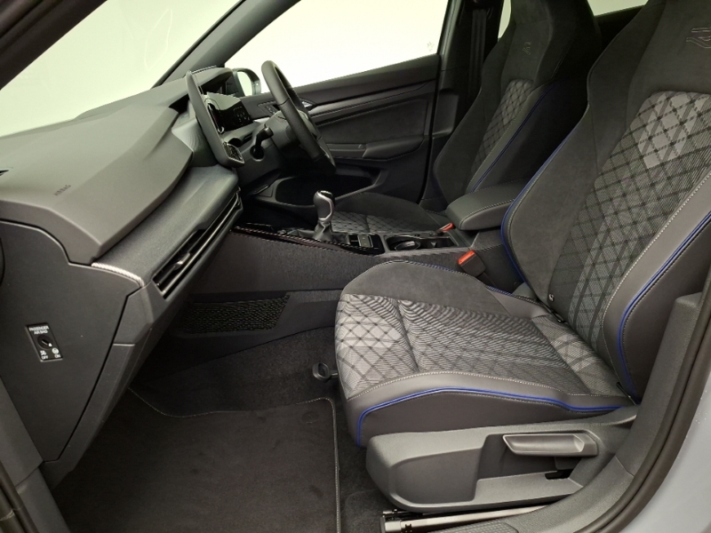 Volkswagen Golf 1.5 Tsi 150 Black Edition Grey #5