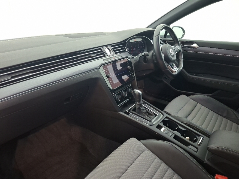 Volkswagen Passat 1.5 Tsi Evo 150 R-line Dsg Panoramic Roof White #5