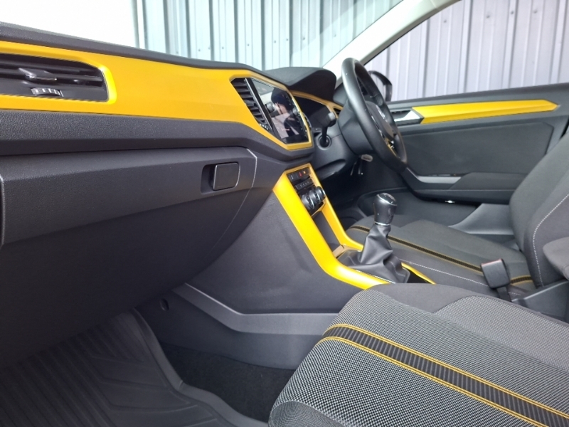 Volkswagen T-Roc 1.5 Tsi Evo Design Yellow #5