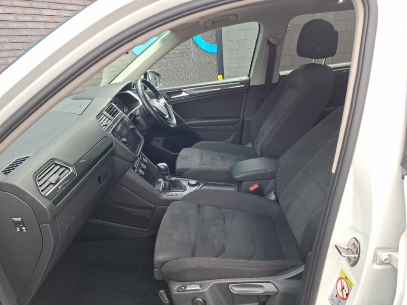 Volkswagen Tiguan Allspace 2.0 Tdi 4Motion Sel Dsg White #5