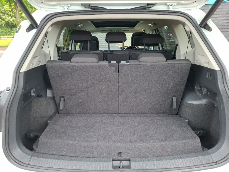 Volkswagen Tiguan Allspace 2L Sel Grey #18