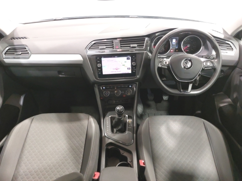 Volkswagen Tiguan 1.5 Tsi Evo 150 Match SK70FPP Black #3