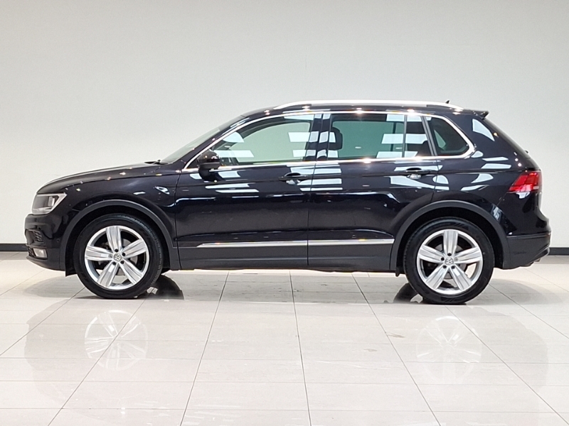 Volkswagen Tiguan 1.5 Tsi Evo 130 Match NA20RTV Black #4