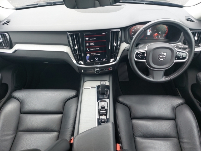 Volvo V60 Cross Country 2.0 B5p Cross Country Awd Black #3