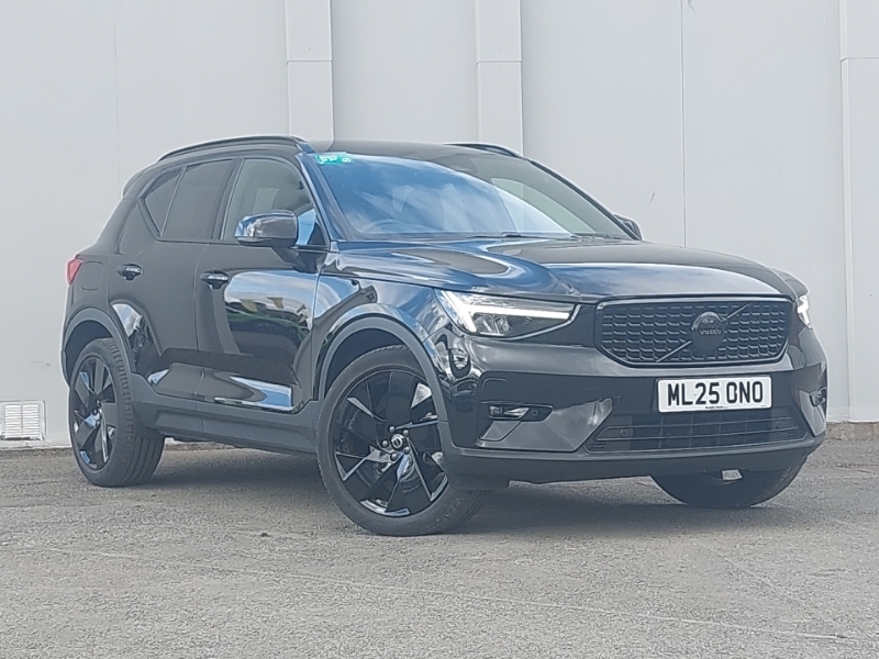 Volvo XC40 2.0 B4p Plus Black Edition Black