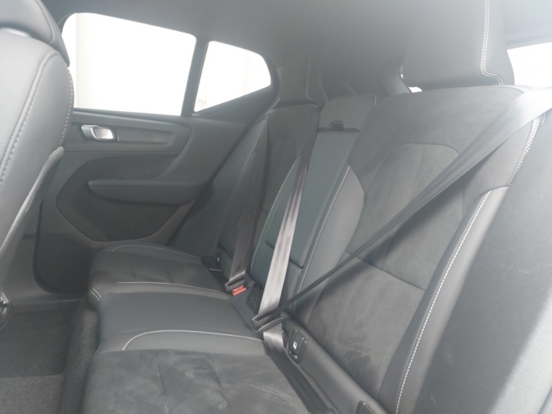 Volvo XC40 2.0 B4p Plus Black Edition ML25ONO Black #6