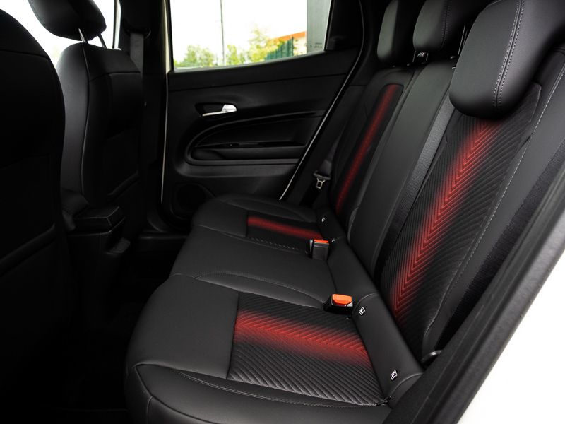 Alfa Romeo Junior 1.2 Turbo 145 Ibrida Ti White #6