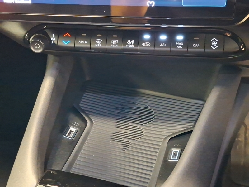Alfa Romeo Junior 207Kw Elettrica Veloce 54Kwh Black #17