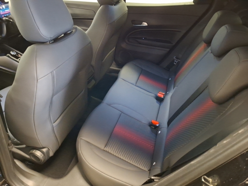Alfa Romeo Junior 1.2 Turbo 145 Ibrida Black #6