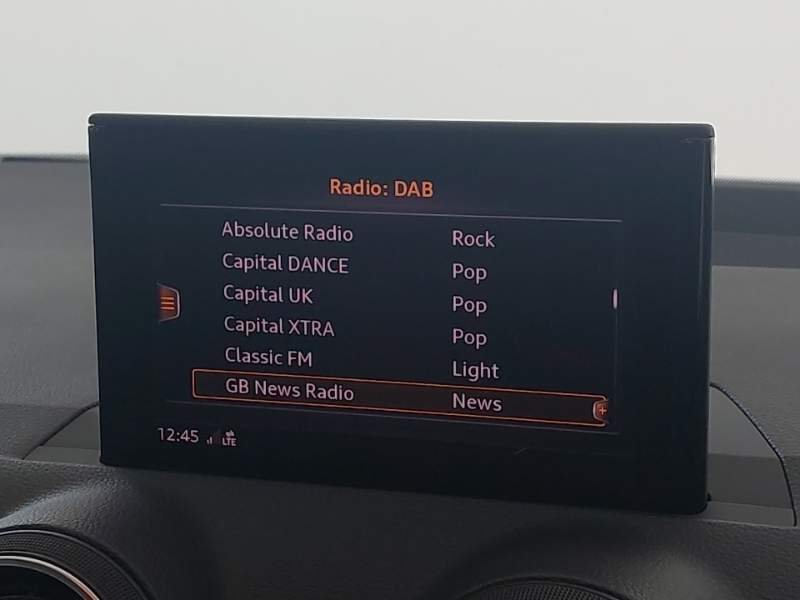 Audi Q2 Audi 35 Tfsi S Line S Tronic Estate Blue #10