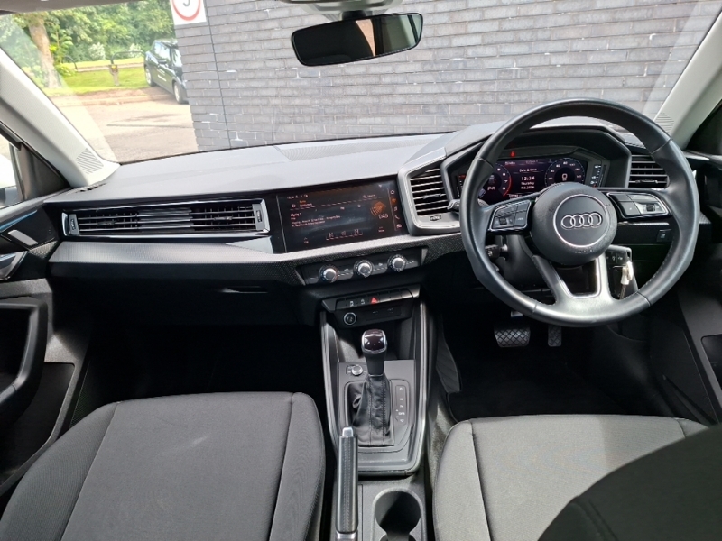 Audi A1 30 Tfsi 110 Technik S Tronic White #3