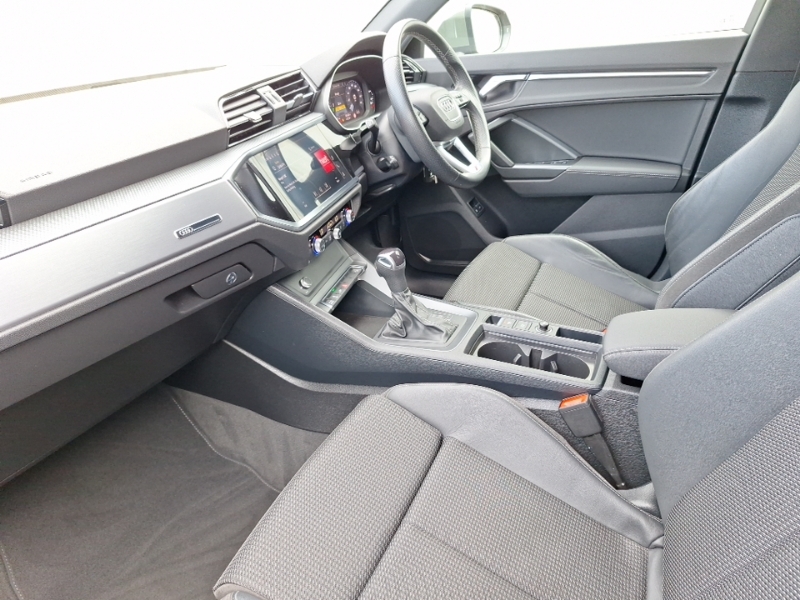 Audi Q3 45 Tfsi E S Line S Tronic Grey #5