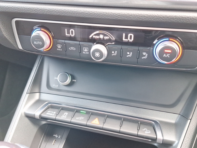 Audi Q3 Sport 35Tdi Quattro 150Ps S Tronic Blue #15