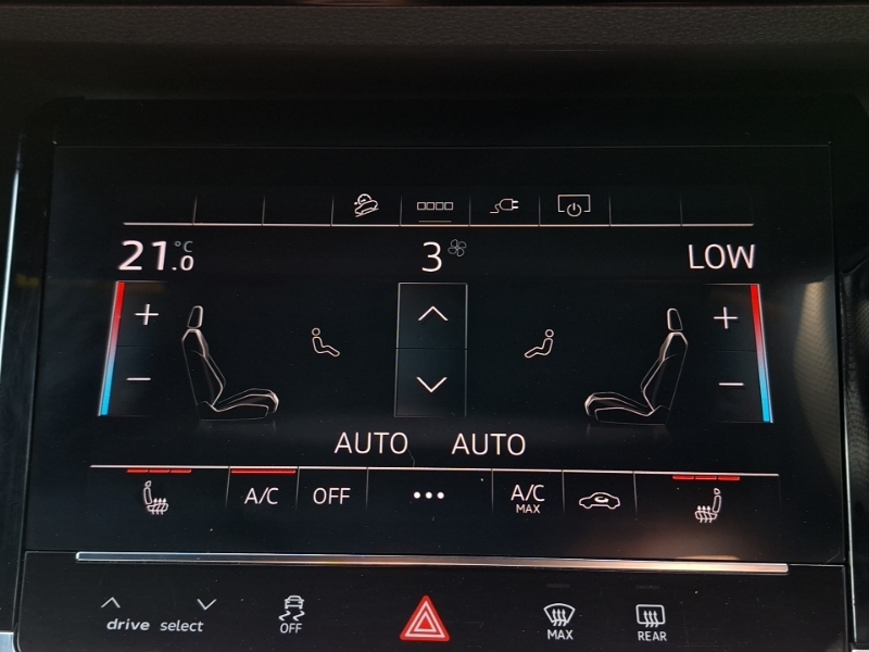 Audi Q8 e tron 250Kw 50 Quattro 95Kwh Sport 2023 Blue #15