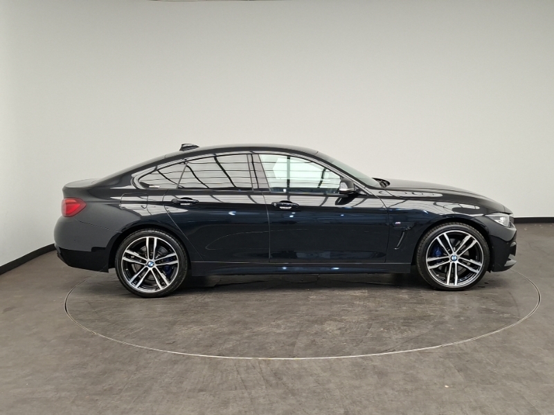 BMW 4 Series 420D Xdrive M Sport Black #3