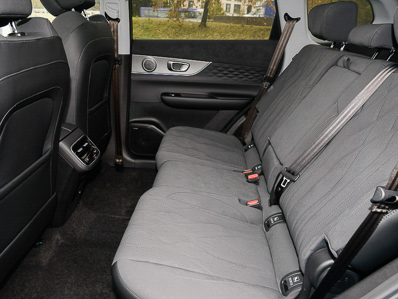 Chery Tiggo 8 1.5T Phev Summit Dht White #6