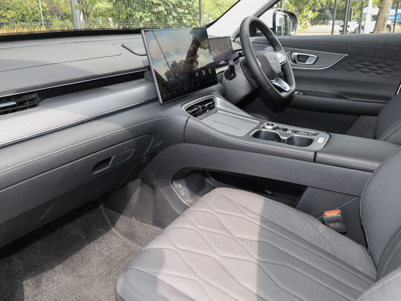 Chery Tiggo 8 1.5T Phev Summit Dht White #5