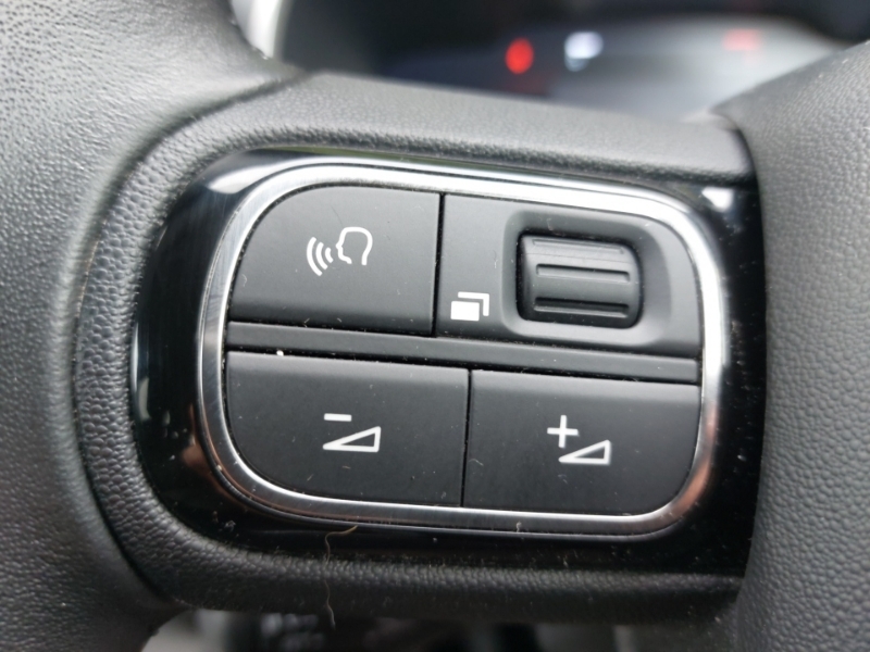 Citroen C5 Aircross Shine Plus White #12