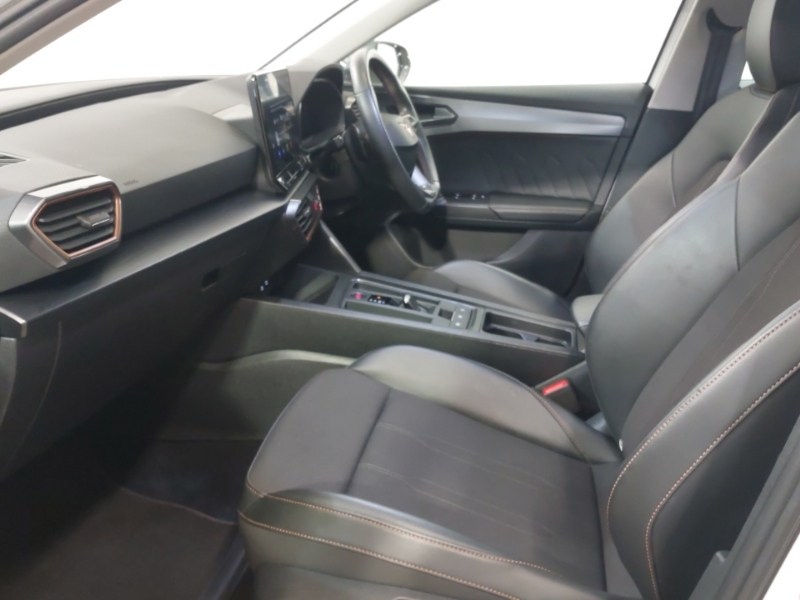 Cupra Leon 1.5 Etsi V1 Dsg White #5