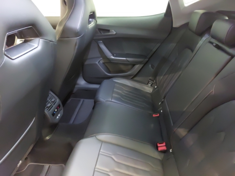 Cupra Formentor 1.5 Tsi 150 V2 Black #6