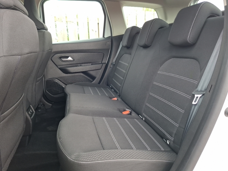 Dacia Duster 1.3 Tce 130 Comfort White #6
