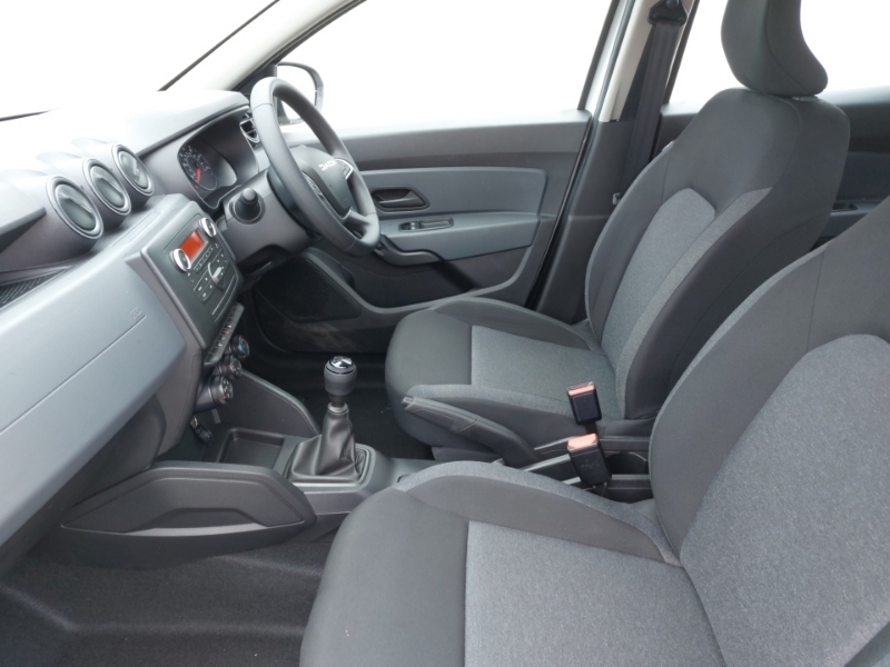 Dacia Duster 1.0 Tce 90 Essential SY23XAP White #5