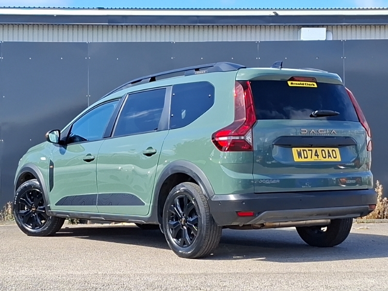 Dacia Jogger 1.6 Hev Extreme Green #2