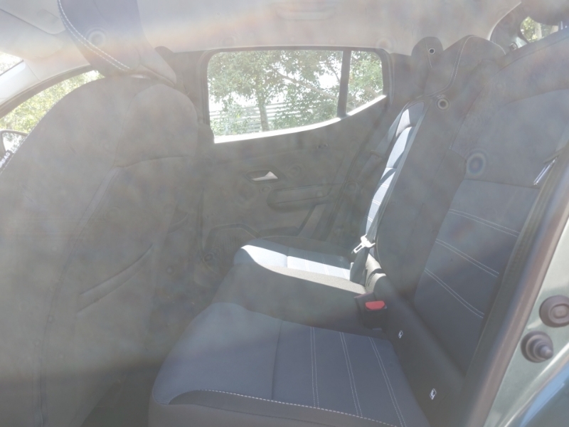Dacia Sandero 1.0 Tce Journey Green #6