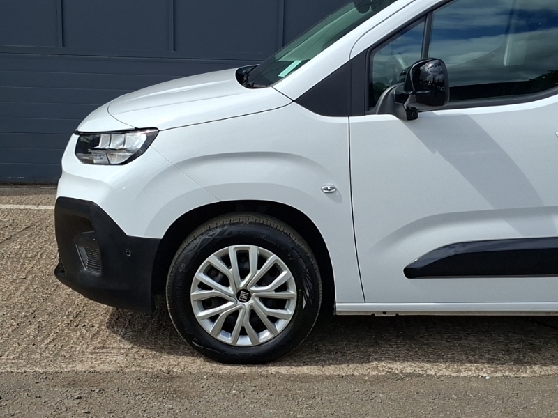 Fiat Doblo 52Kwh L2 6Dr 7.4Kw Obc White #19