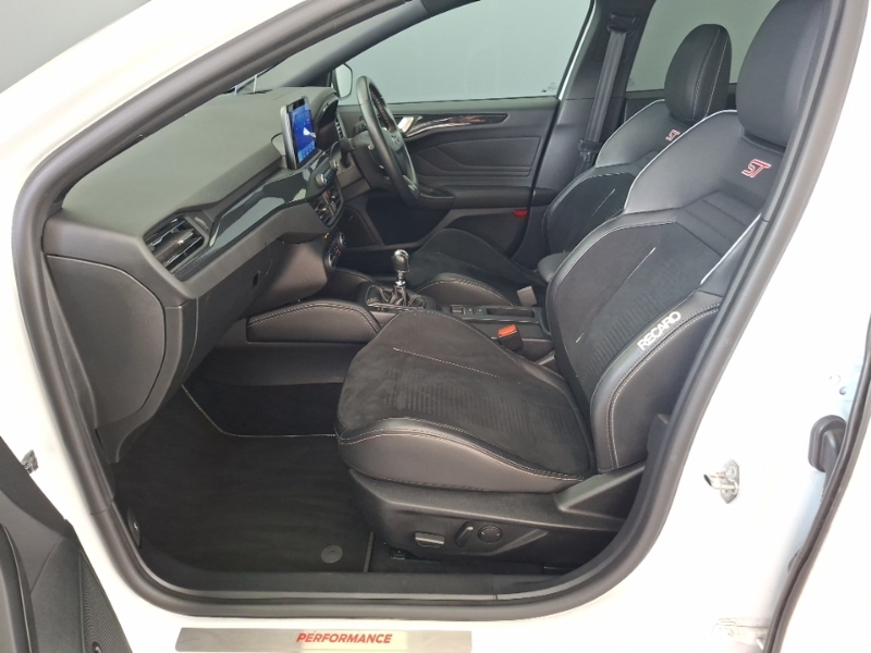 Ford Focus 2.3 Ecoboost St White #5