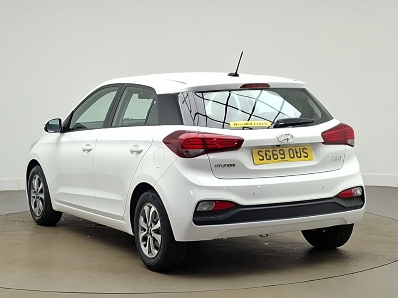 Hyundai I20 1.2 Mpi Se White #2