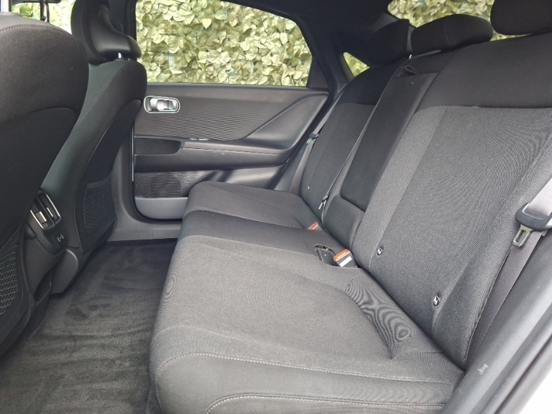 Hyundai Ioniq 6 168Kw Premium 77Kwh White #6