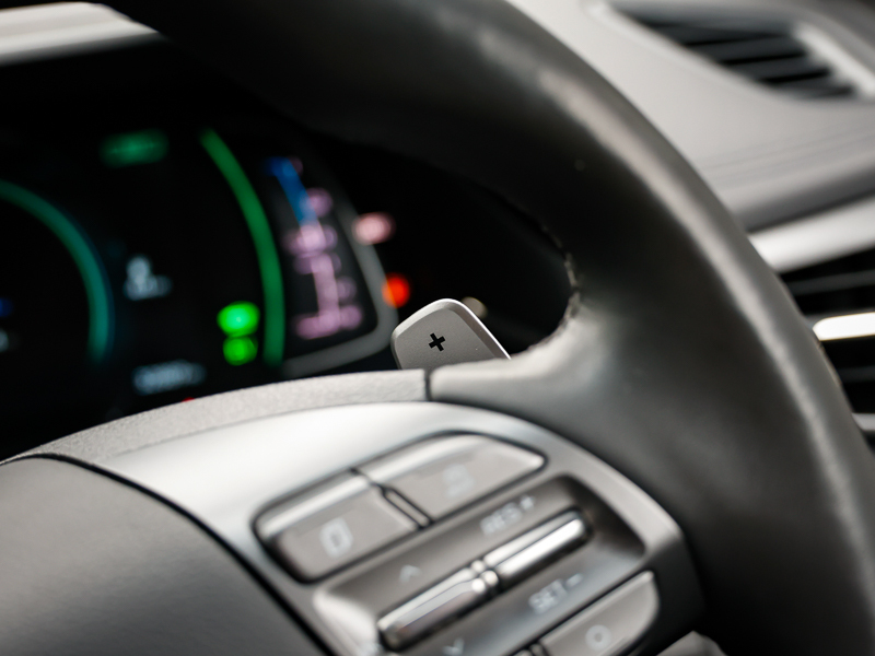 Hyundai Ioniq Premium Grey #16